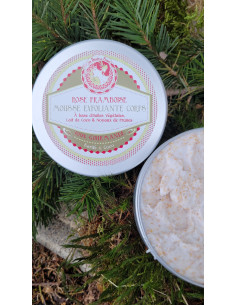 Gommage corps au beurre de karité et lait de coco, enrichi en noyaux de prunes et parfumé à la rose et à la framboise.