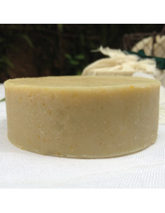 Savon surgras naturel et artisanal plantes aromatiques et potagères.