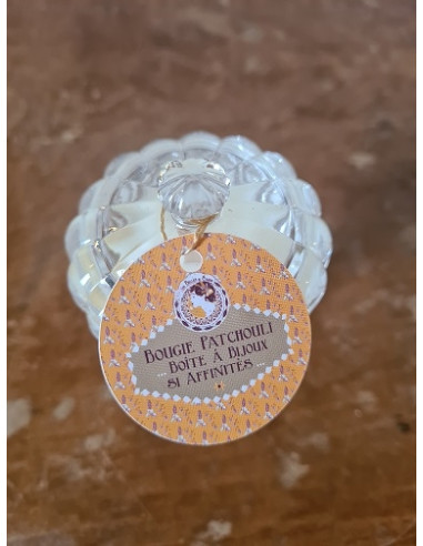 Bougie artisanale parfumée dans sa verrerie boite à bijoux réutilisable ou rechargeable