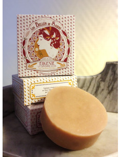 Savon saponifié à froid aux huiles essentielles de fleurs : Ylang, Lavande et Géranium Rosat bio
